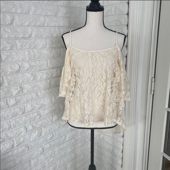 Floral Lace Boho Top - Picture 1 of 4